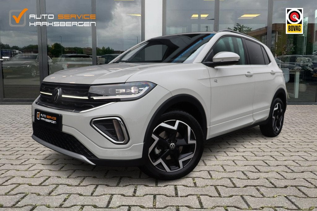 Volkswagen T-Cross 1.5 TSI R-Line | Trekhaak | Camera | ACC, T-Cross, Zwart, 4 cilinders, 150 pk