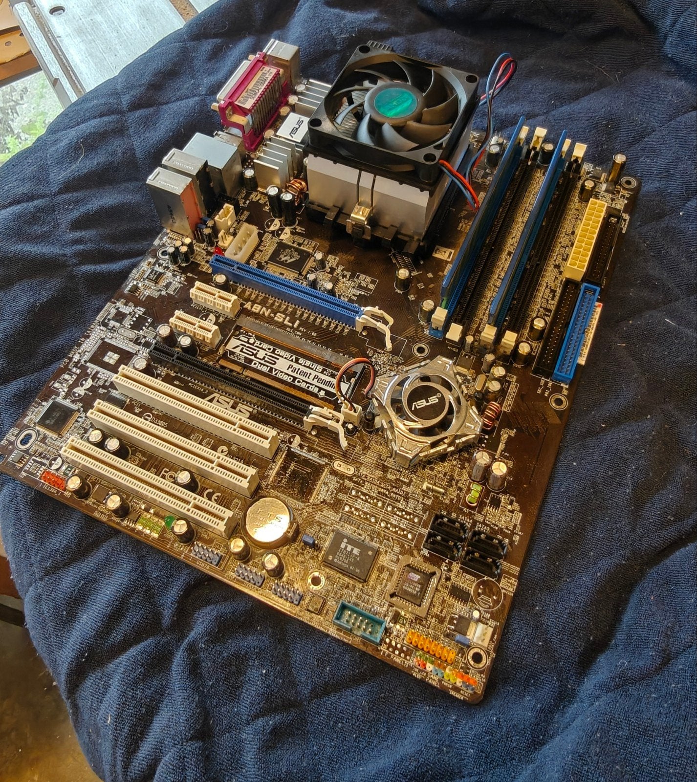 Asus A8N-SLI "vintage" moederbord +CPU, Computers en Software, Ophalen of Verzenden, Gebruikt