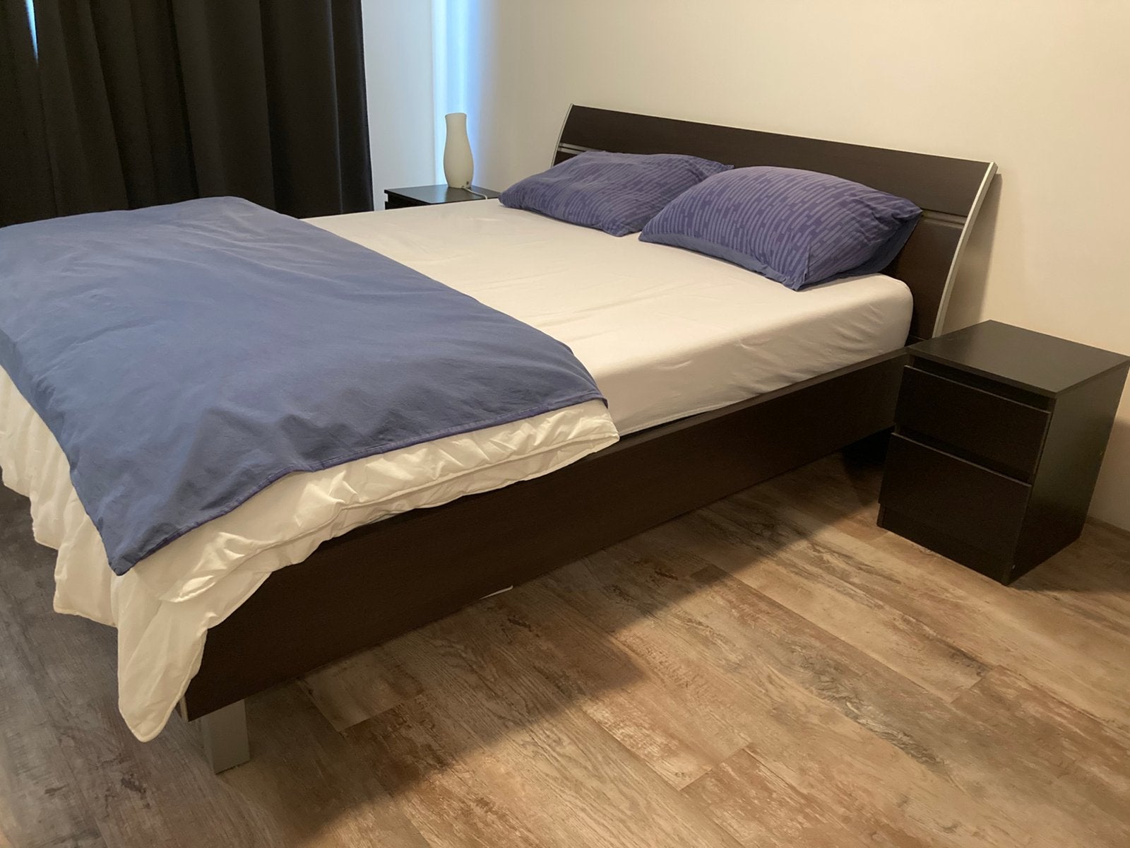 2p bed 160 x 200 + 2 nachtkastjes, Ophalen, Tweepersoons, Zo goed als nieuw, 160 cm