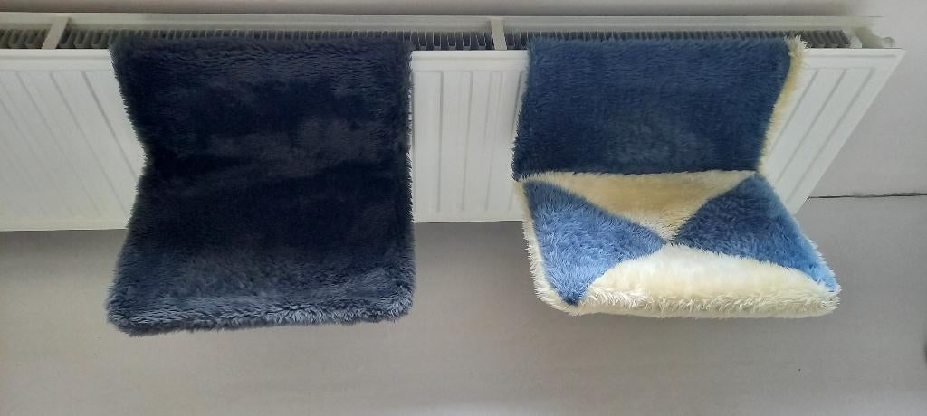1 of 2 kattenhangmat, Dieren en Toebehoren, Ophalen, Zo goed als nieuw, Pluche