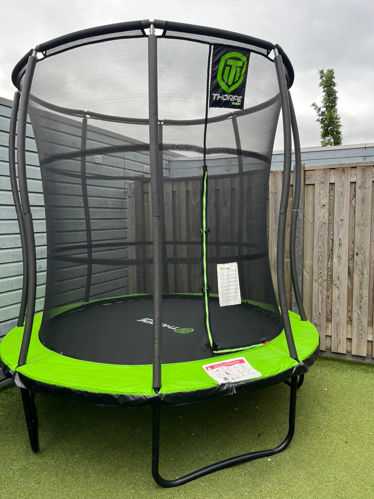 Trampoline Thorpe (244 CM), Kinderen en Baby's, Speelgoed | Buiten | Trampolines, Ophalen, Zo goed als nieuw