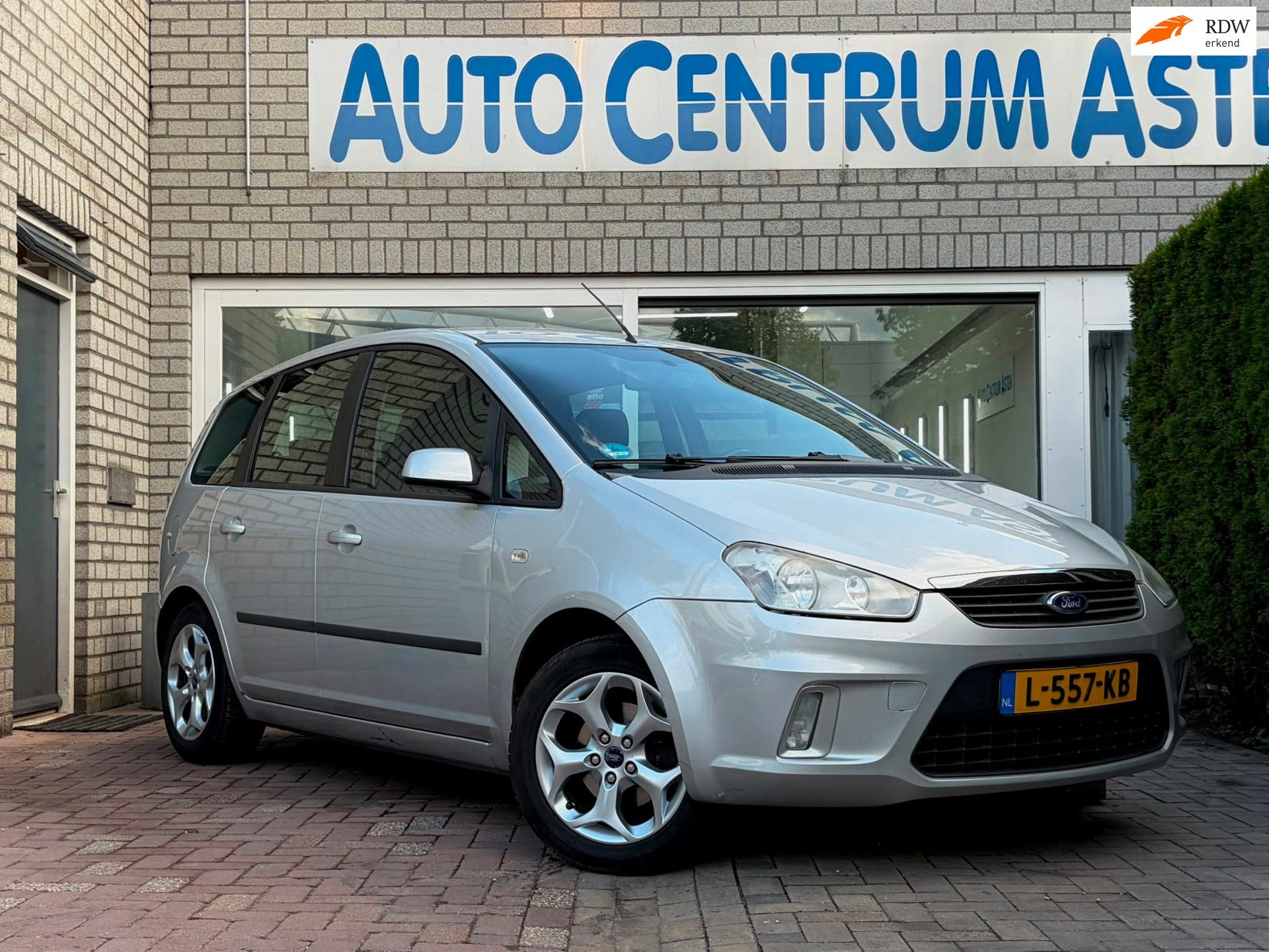 Ford C-Max 1.8-16V Trend, Voorwielaandrijving, 125 pk, Gebruikt, 14 km/l