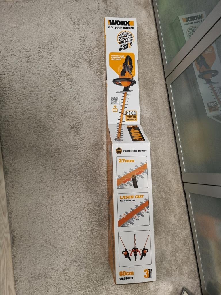 Worx WG284E.9 Heggenschaar 60cm - Nieuw in doos, Ophalen of Verzenden, Nieuw, Elektrisch