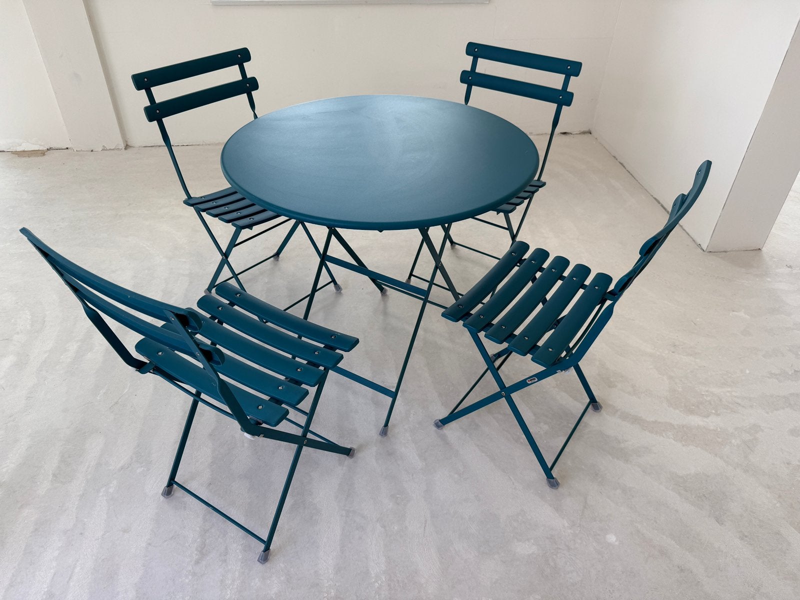 Als nieuw: Emu-tuinset Arc en Ciel (blauw), Ophalen, Zo goed als nieuw, Tuinset, Eettafel
