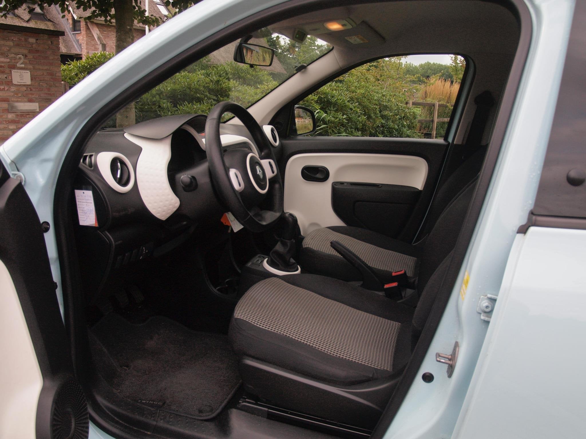 Renault Twingo 1.0 SCe Dynamique | Camera | Apple Carplay |, 21 km/l, 839 kg, Gebruikt, Euro 6