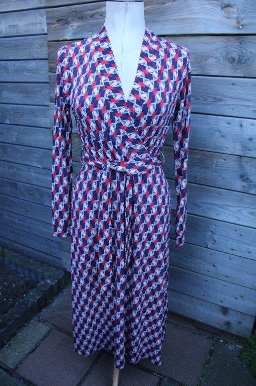Overslagjurk blauw/ rood/ beige Vanilia mt M/L Vaste prijs, Maat 38/40 (M), Vanilia, Ophalen of Verzenden, Zo goed als nieuw