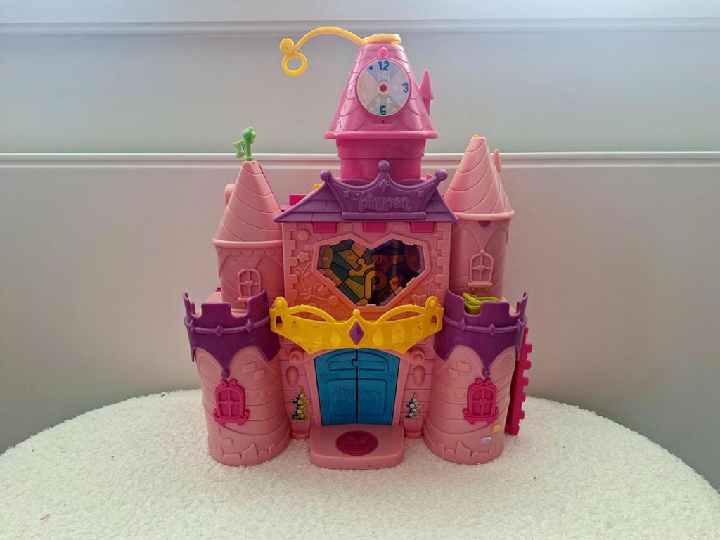 Pinypon Kasteel & Hotel met auto's en veel poppetjes, Ophalen of Verzenden, Gebruikt, Poppenhuis