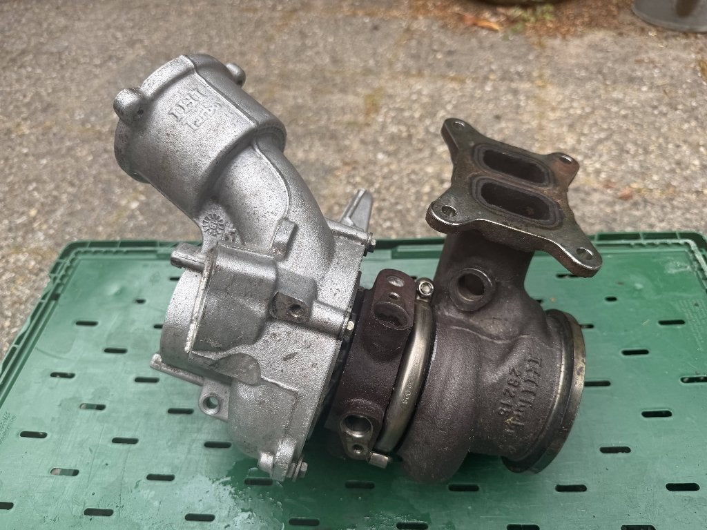 Turbo-set IS38 (06K 145 722 H) — SEAT Leon Cupra 300 5F, Ophalen, Gebruikt, Seat