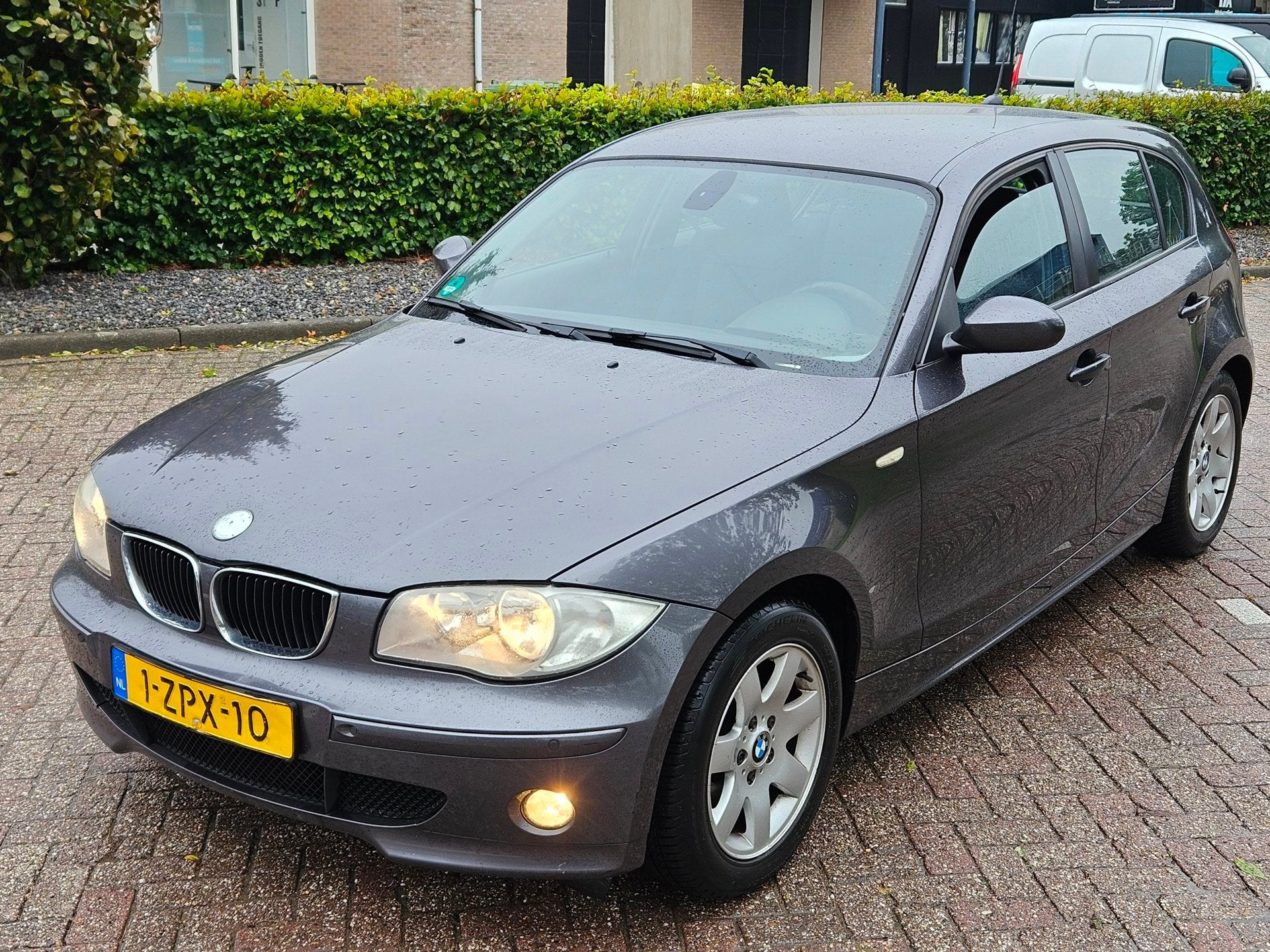BMW 1-serie 116i Executive apk 12-03-2027, Auto's, 1596 cc, Achterwielaandrijving, Gebruikt, 4 cilinders