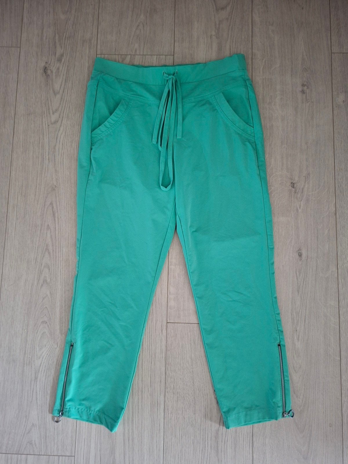 Dreamstar Driekwart Travelstof Broek S/M, Kleding | Dames, Dreamstar, Ophalen of Verzenden, Zo goed als nieuw, Driekwart