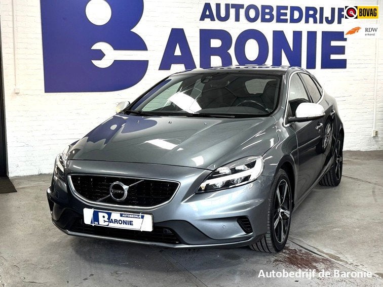 Volvo V40 1.5 T3 Polar+ Sport, camera, Harman Kardon, 4 cilinders, 700 kg, Origineel Nederlands, Bedrijf
