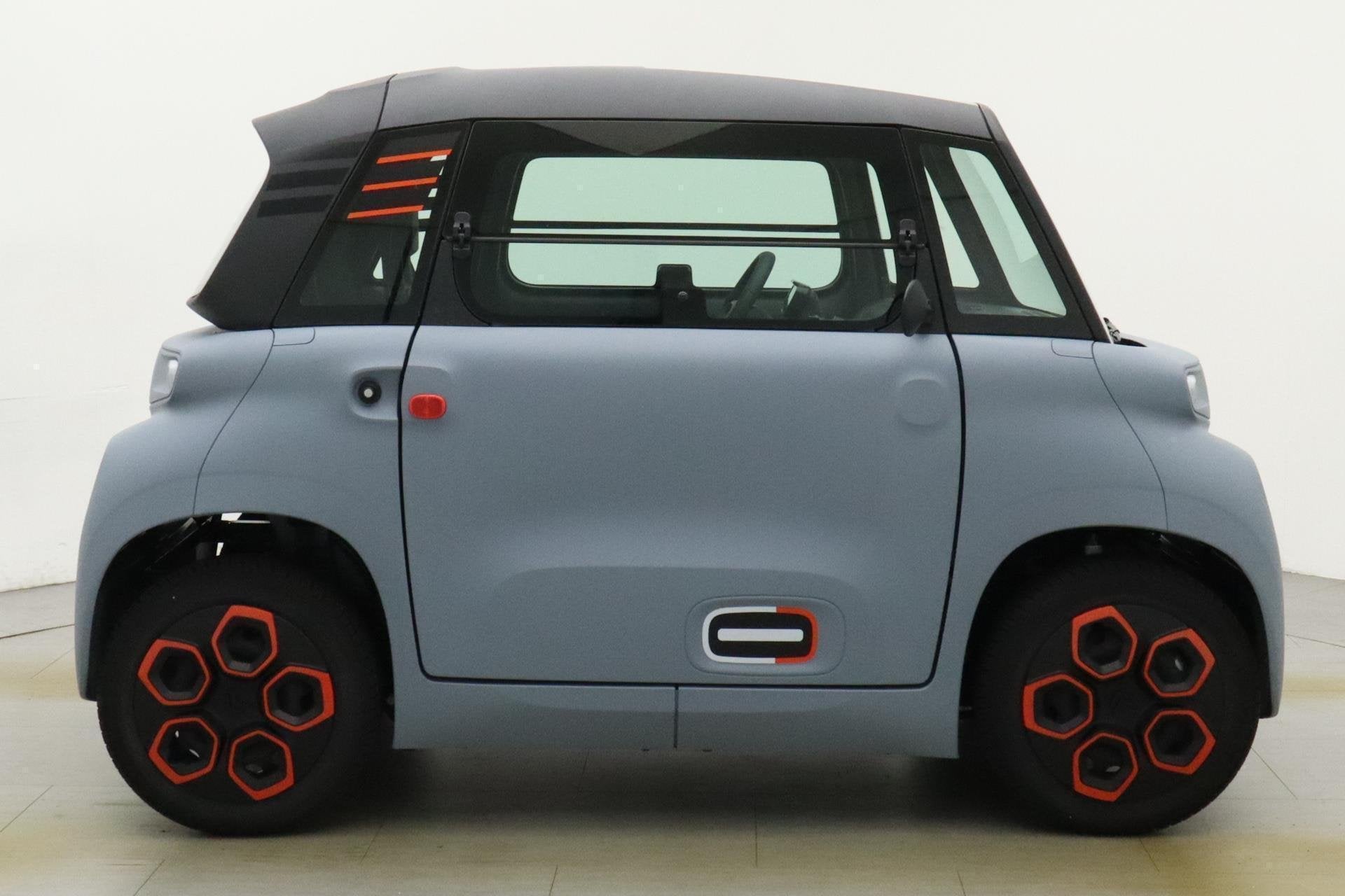 Citroen AMI AMI Orange | VERGELIJKBAAR OPEL ROCKS | Rijden v, Automaat, Gebruikt, Overige modellen, Overige carrosserieën