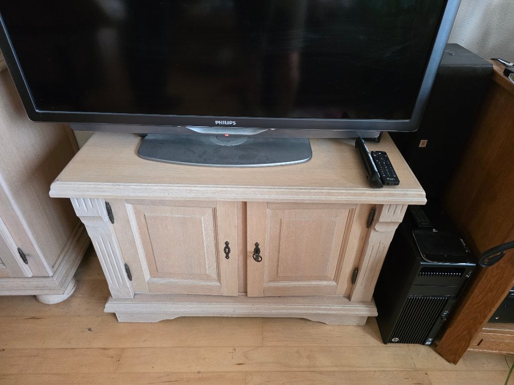 TV kast white wash eiken, Huis en Inrichting, Gebruikt, Minder dan 100 cm, 25 tot 50 cm, 50 tot 100 cm