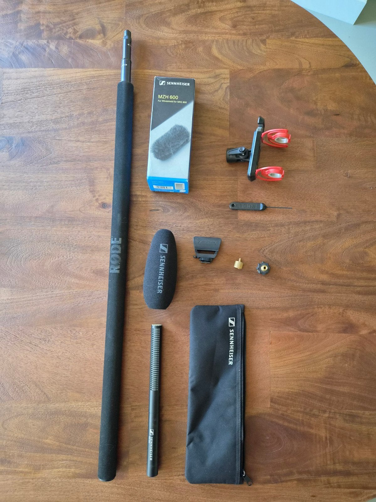 Sennheiser MKE 600 microfoon set met RODE boompaal, Ophalen of Verzenden, Zo goed als nieuw, Studiomicrofoon
