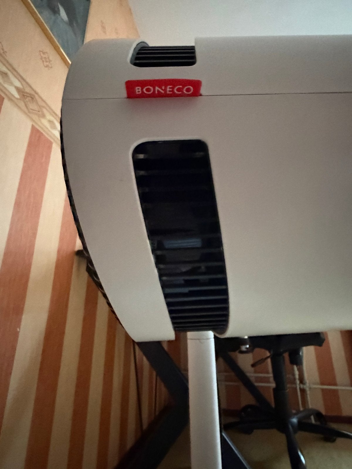 Boneco F220 Ventilator - Krachtige en Stijlvolle Koeling, Witgoed en Apparatuur, Ophalen of Verzenden, Zo goed als nieuw, Statiefventilator