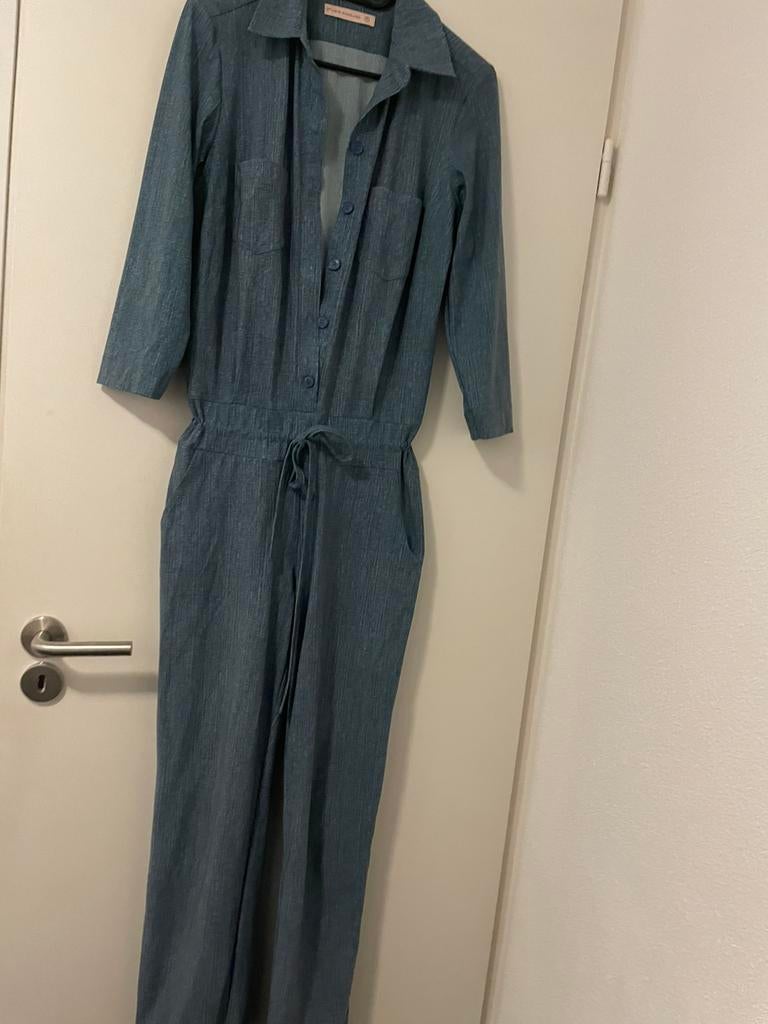 Studio Anneloes denimkleur travel jumpsuit, Kleding | Dames, Jumpsuits, Ophalen of Verzenden, Zo goed als nieuw, Blauw