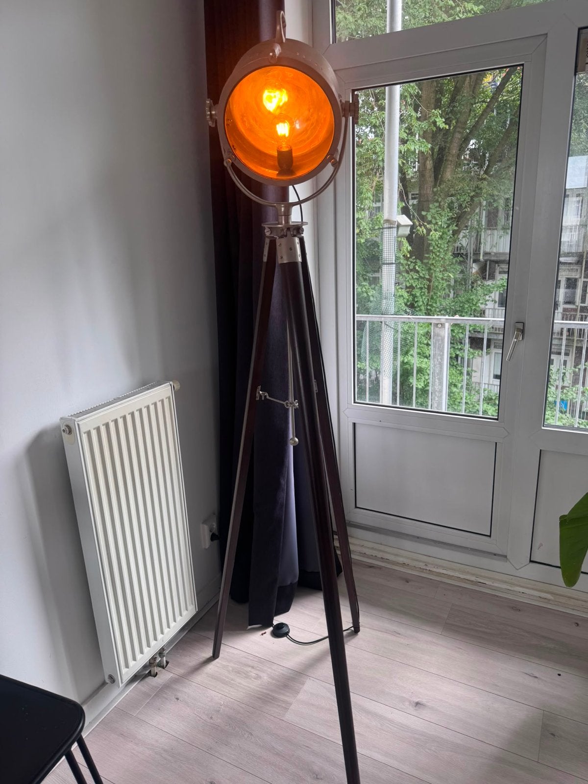 E.O.D Holland Driepoot Lamp - Studio Stijl Vloerlamp, Huis en Inrichting, Ophalen, E27 (groot), Zo goed als nieuw, 150 tot 200 cm