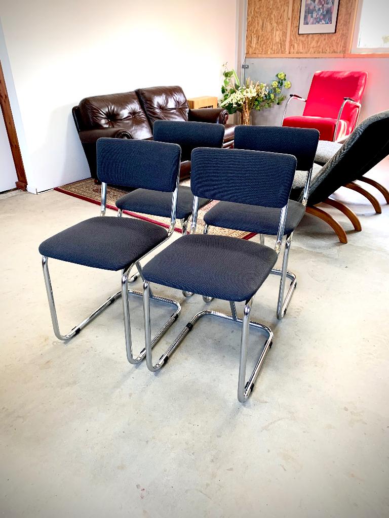 Gispen stoelen model 107, Ophalen of Verzenden, Zo goed als nieuw, Vier