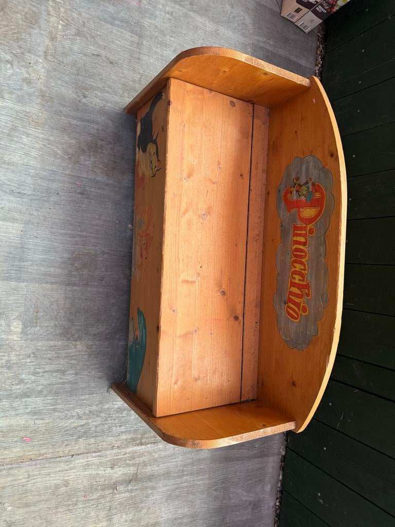 Vintage Pinokkio speelgoedkist/bankje, Huis en Inrichting, Woonaccessoires | Kisten, Ophalen, Zo goed als nieuw, 50 tot 100 cm