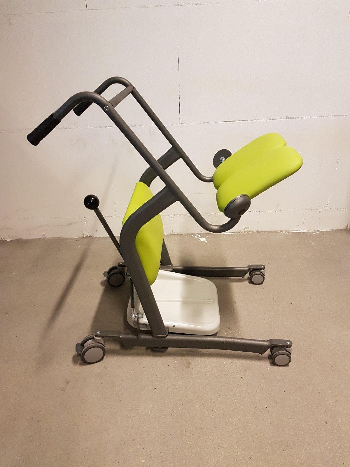 Sta op hulp hulp assist flexi / sara stedy DEMO model, Diversen, Verpleegmiddelen, Ophalen