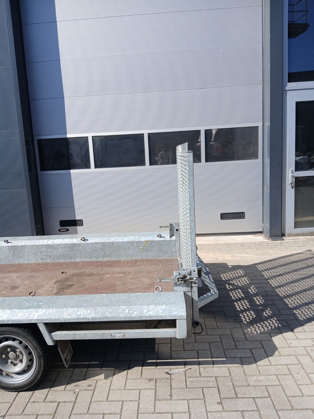 machinetransporter 3500 kg..mooi &  jong, 3 asser vlemmix, Auto diversen, Ophalen, Zo goed als nieuw