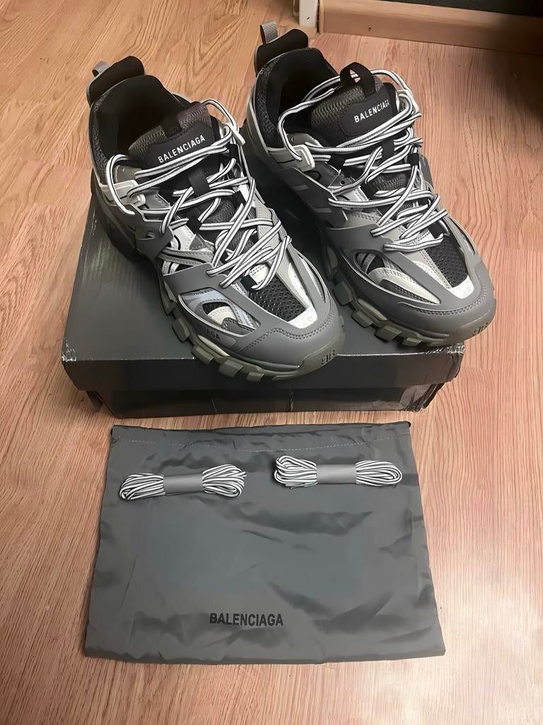 Balenciaga Track Sneakers Grijs - EU 45, Ophalen of Verzenden, Zo goed als nieuw, Zwart, Sneakers of Gympen