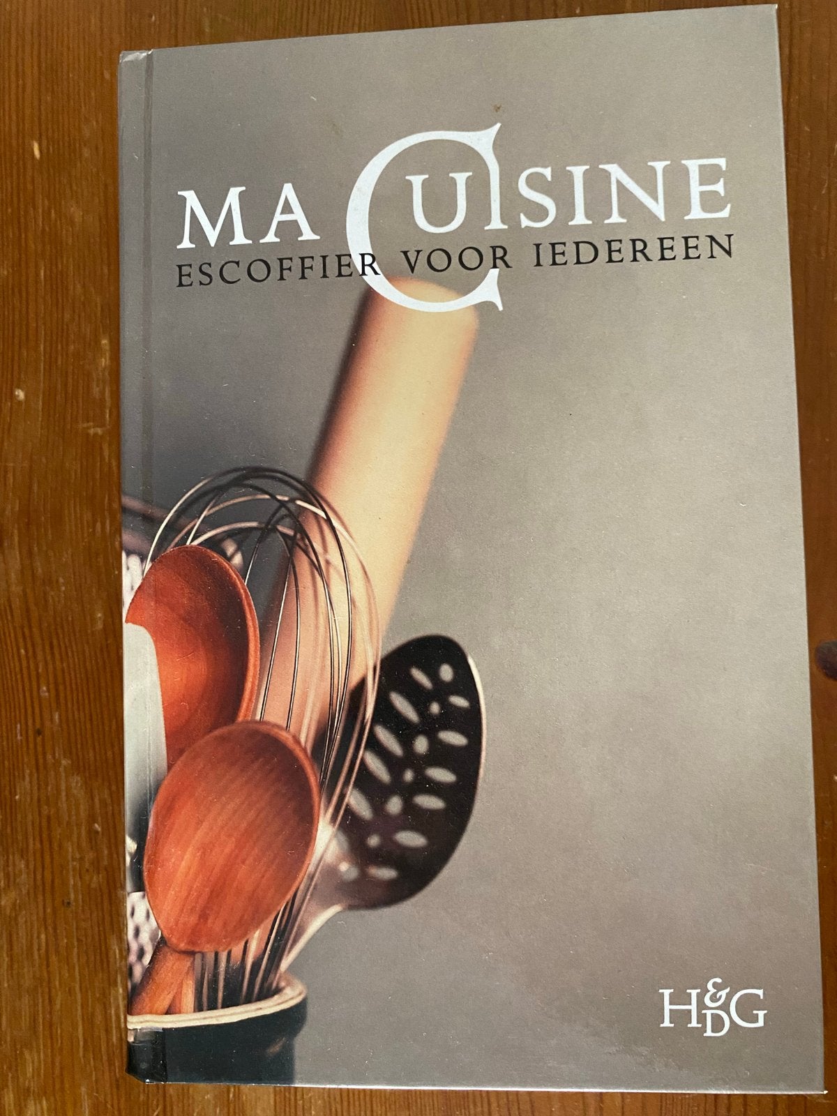 Ma Cuisine - Escoffier voor iedereen, Ophalen of Verzenden, Zo goed als nieuw, Europa, Voorgerechten en Soepen
