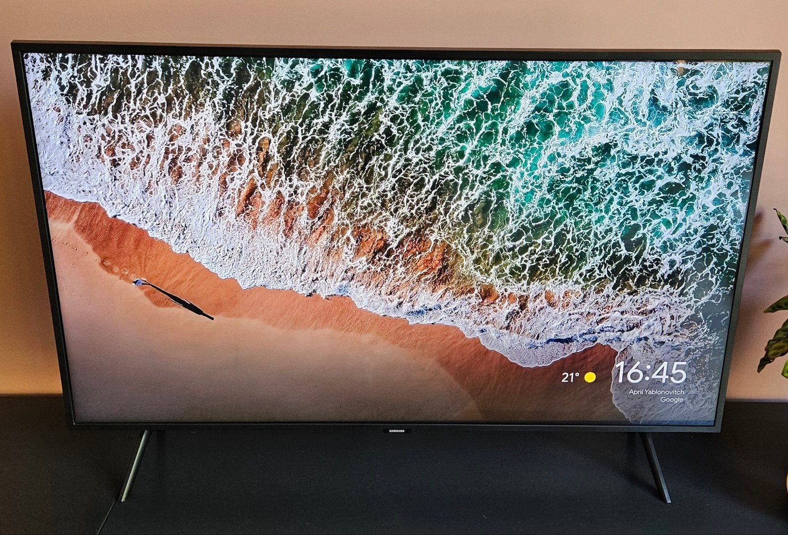 Samsung QLed 43 inch, apps doen het niet!, Ophalen, Samsung