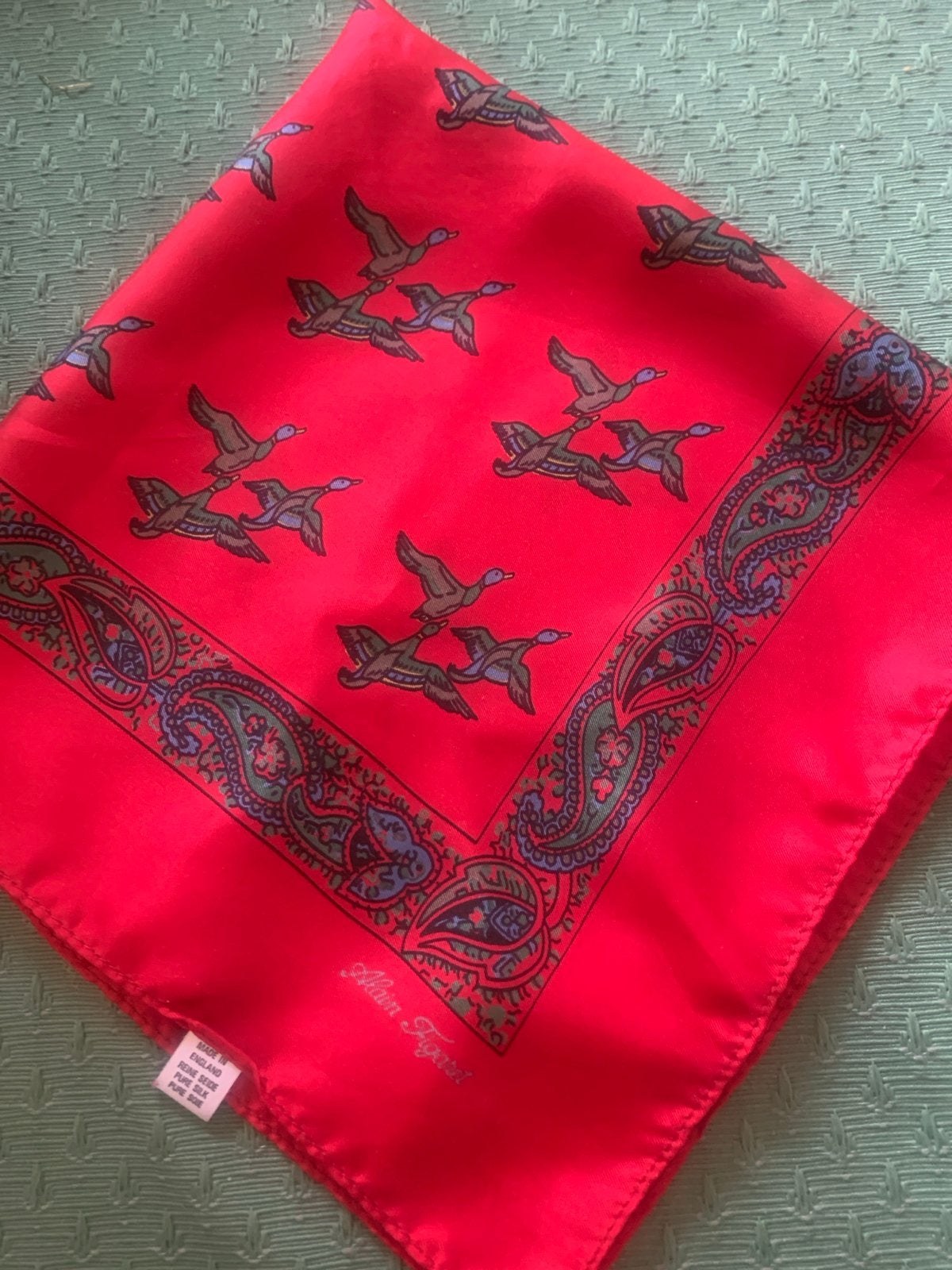 Zijden shawl 42 cm met Vliegende Eenden - Alain Figart, Ophalen of Verzenden, Zo goed als nieuw