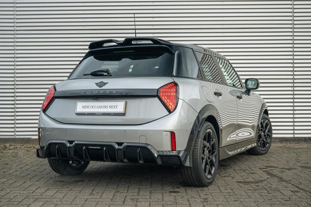 MINI Hatchback Cooper C Automaat / John Cooper Works / Pakke, 156 pk, Met garantie (alle), Leder en Stof, Origineel Nederlands