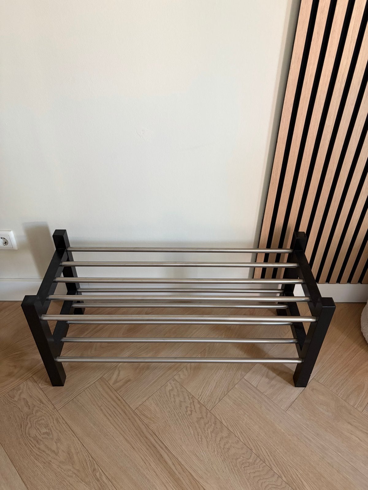 IKEA Tjusig Schoenenrek - Zwart/RVS, Ophalen, Zo goed als nieuw