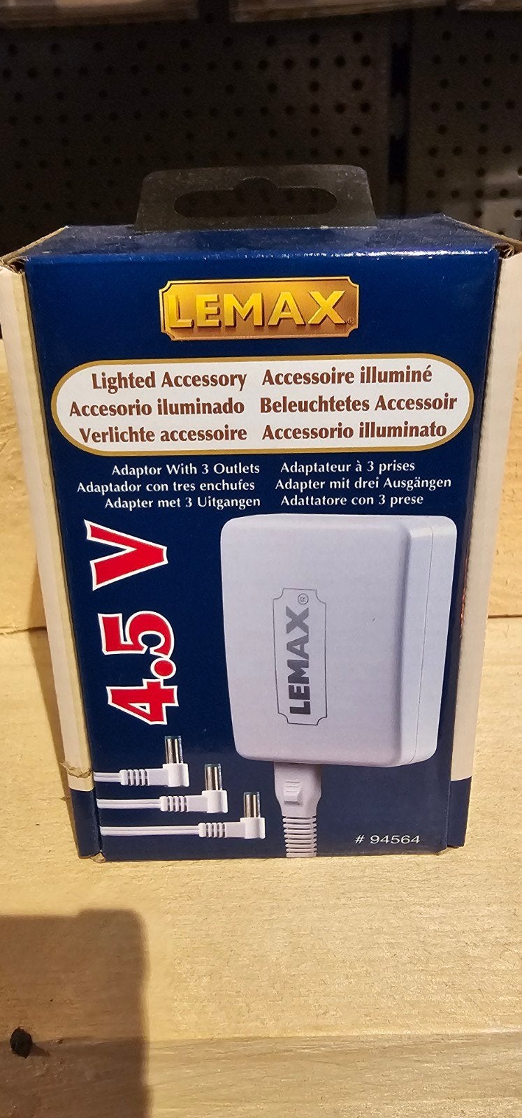 Lemax stekkers opruiming met 3 outputs, 4.5 volt, Ophalen, Zo goed als nieuw