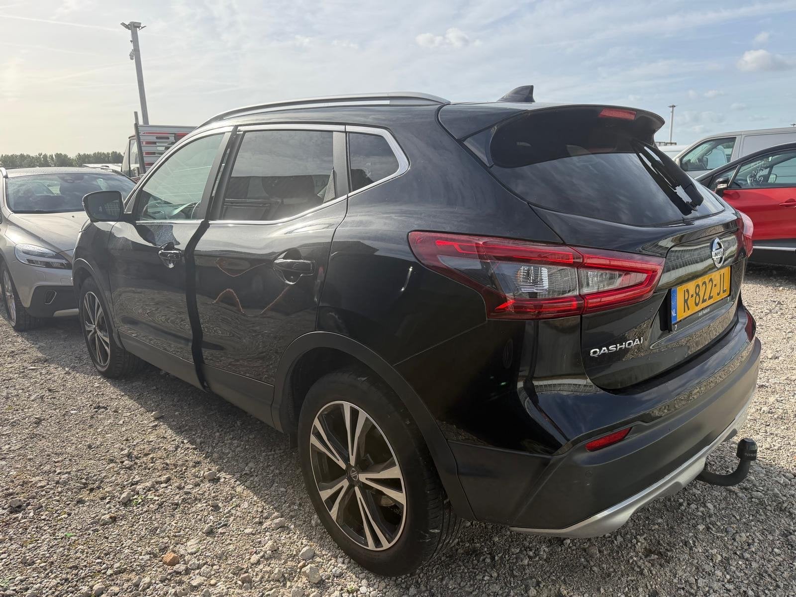 Foto 3 van Nissan Qashqai 1.3 DIG-T Tekna | 2019 | Benzine | Automaat |