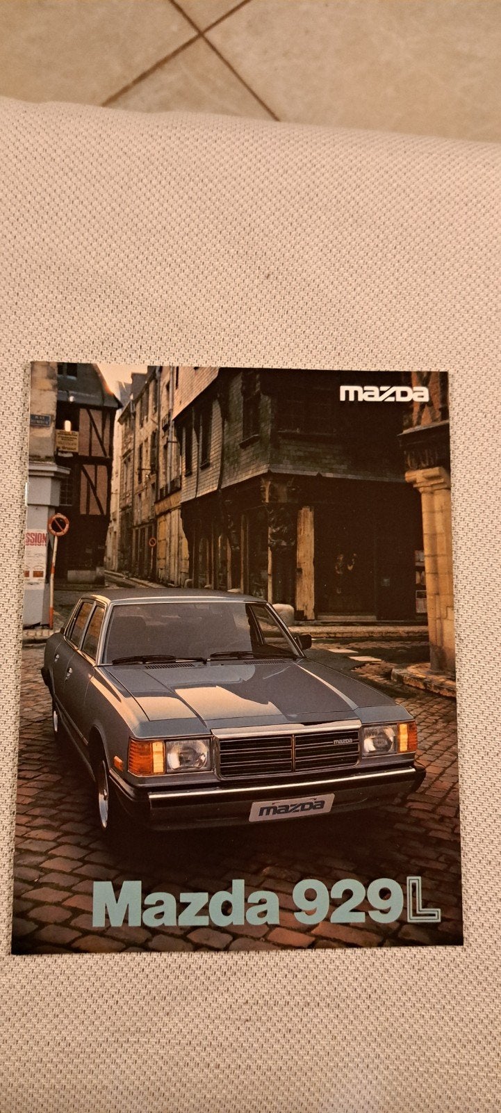 mazda 929 L brochure 1980, Ophalen of Verzenden, Zo goed als nieuw, Mazda