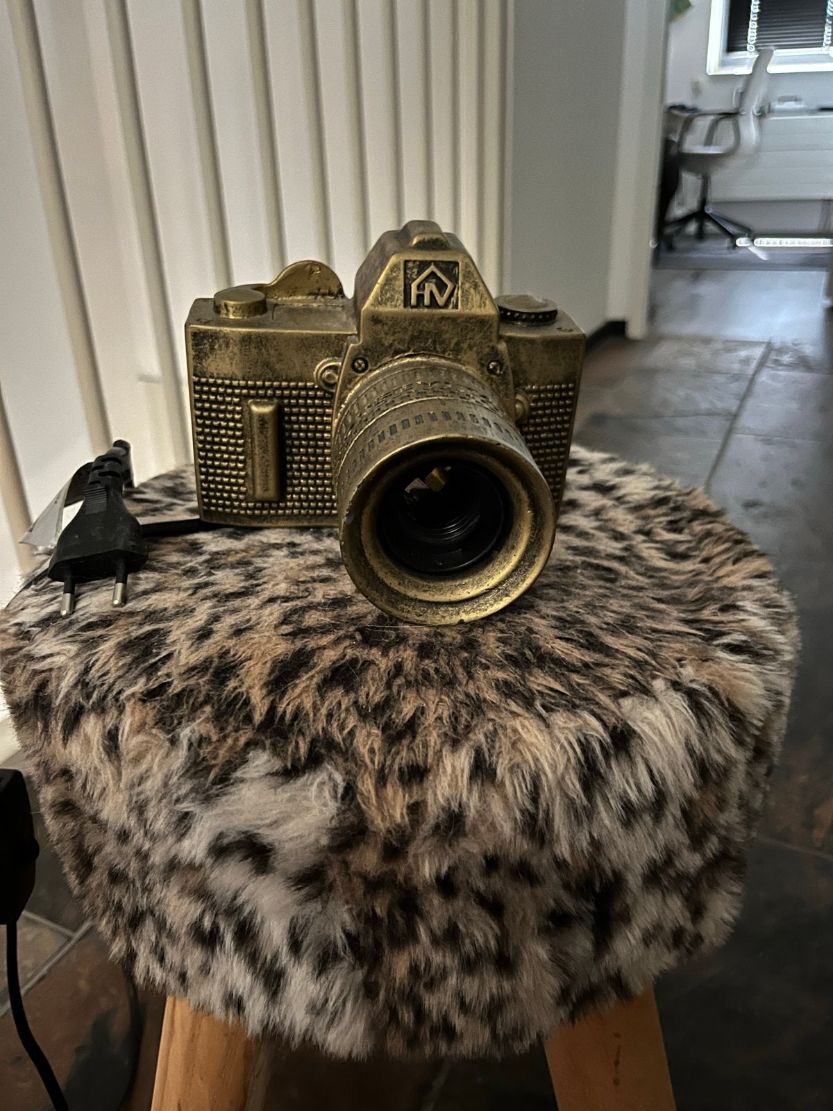Vintage camera lamp - unieke decoratie, Overige merken, Gebruikt, E27 (groot), Goud