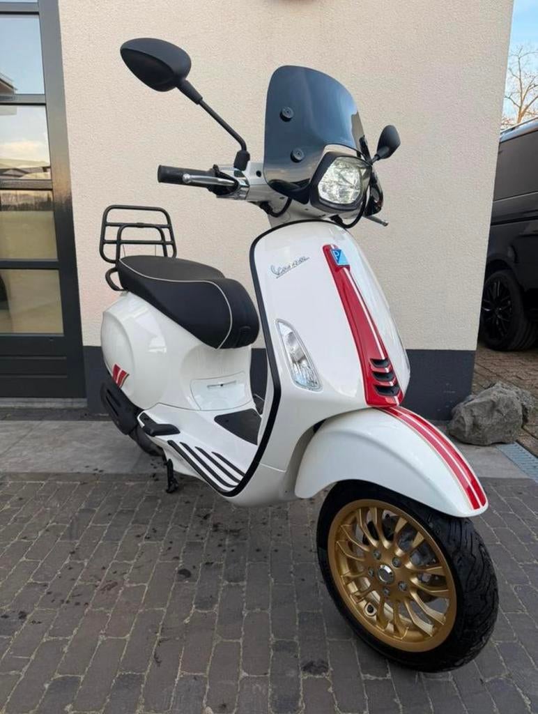 Vespa Sprint Racing Sixties 2020 50cc Brom, Fietsen en Brommers, Scooters | Vespa, Ophalen, Overige modellen, Maximaal 45 km/u