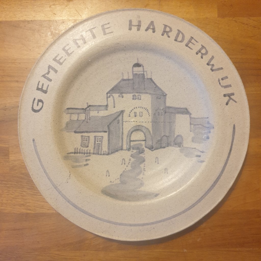 Bord Gemeente Harderwijk Gijs Brouwer, Antiek en Kunst, Ophalen of Verzenden