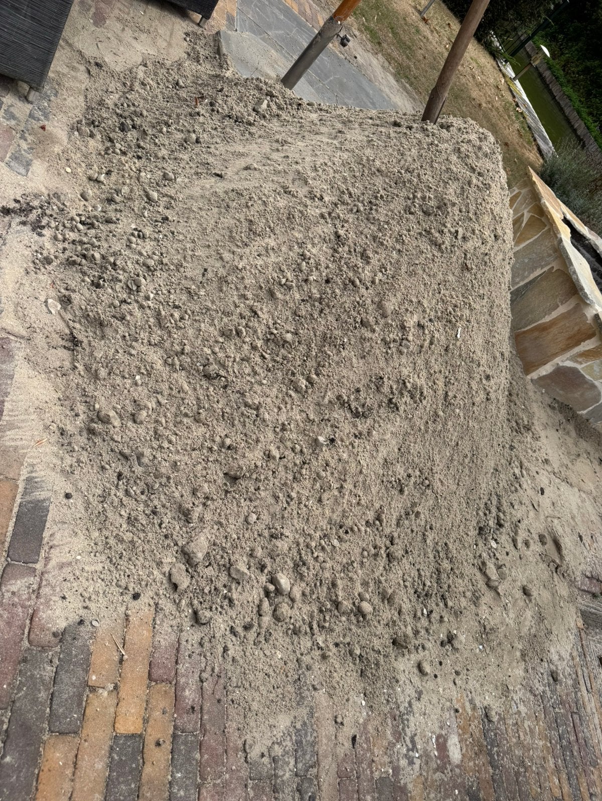 Ophoogzand - ongeveer 1 kuub, Tuin en Terras, Zand, Ophalen, Gebruikt, Ophoogzand
