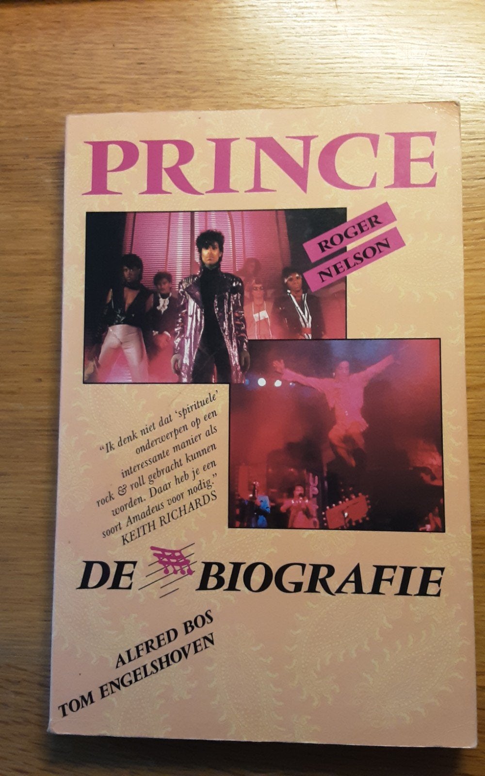 BOEK Prince - De biografie - Roger Nelson, Boeken, Muziek, Ophalen of Verzenden, Zo goed als nieuw, Artiest
