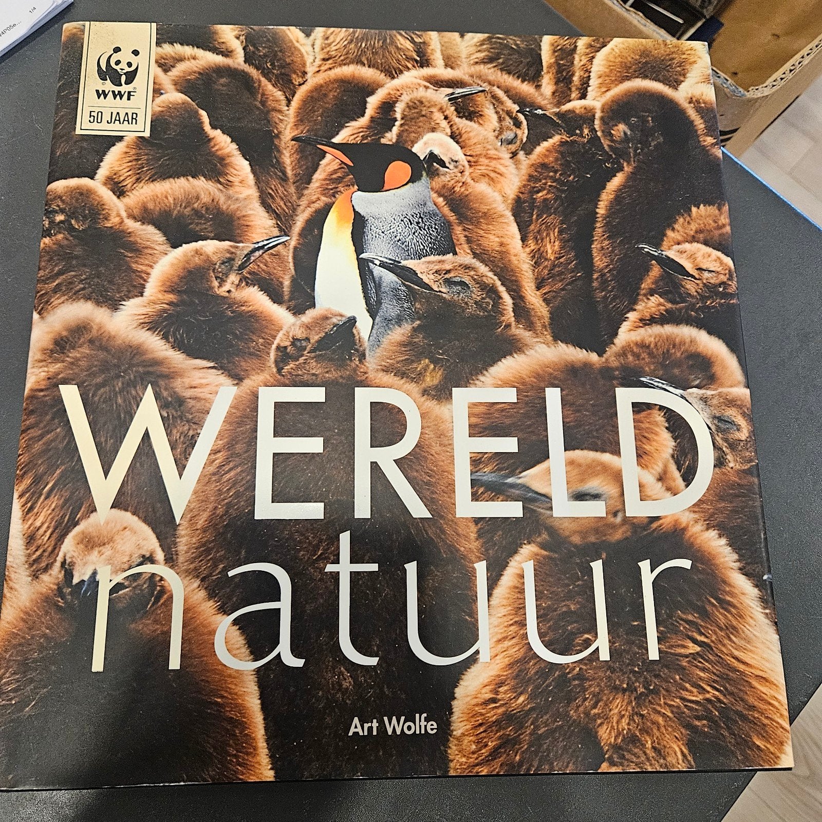 Wereld Natuur - Art Wolfe (WWF 50 Jaar), Boeken, Ophalen of Verzenden, Zo goed als nieuw, Natuur algemeen, Art Wolfe