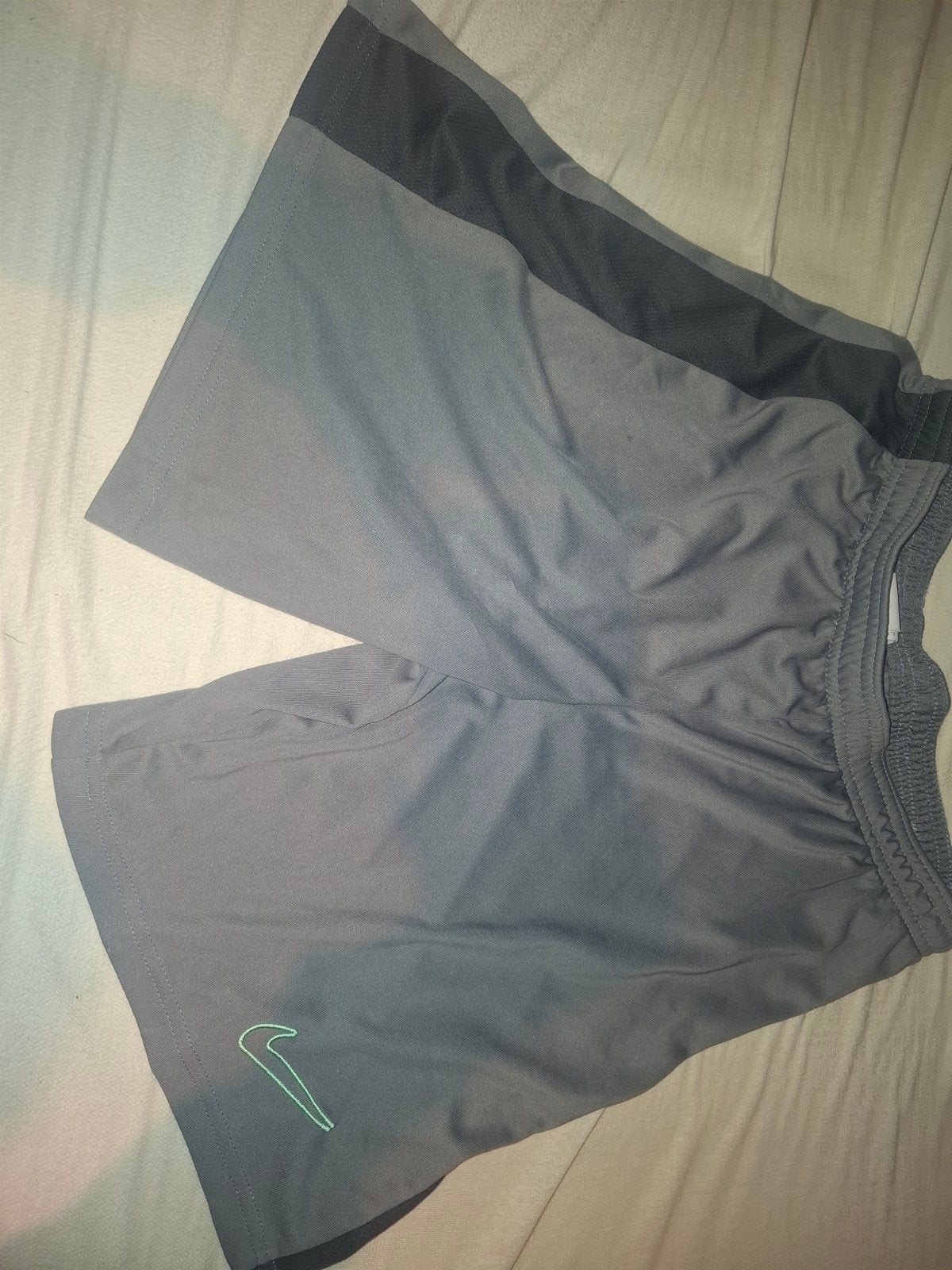 Nike Dri-Fit Trainingspak Maat S - Ongedragen, Kleding | Heren, Nike, Nieuw, Ophalen of Verzenden, Grijs