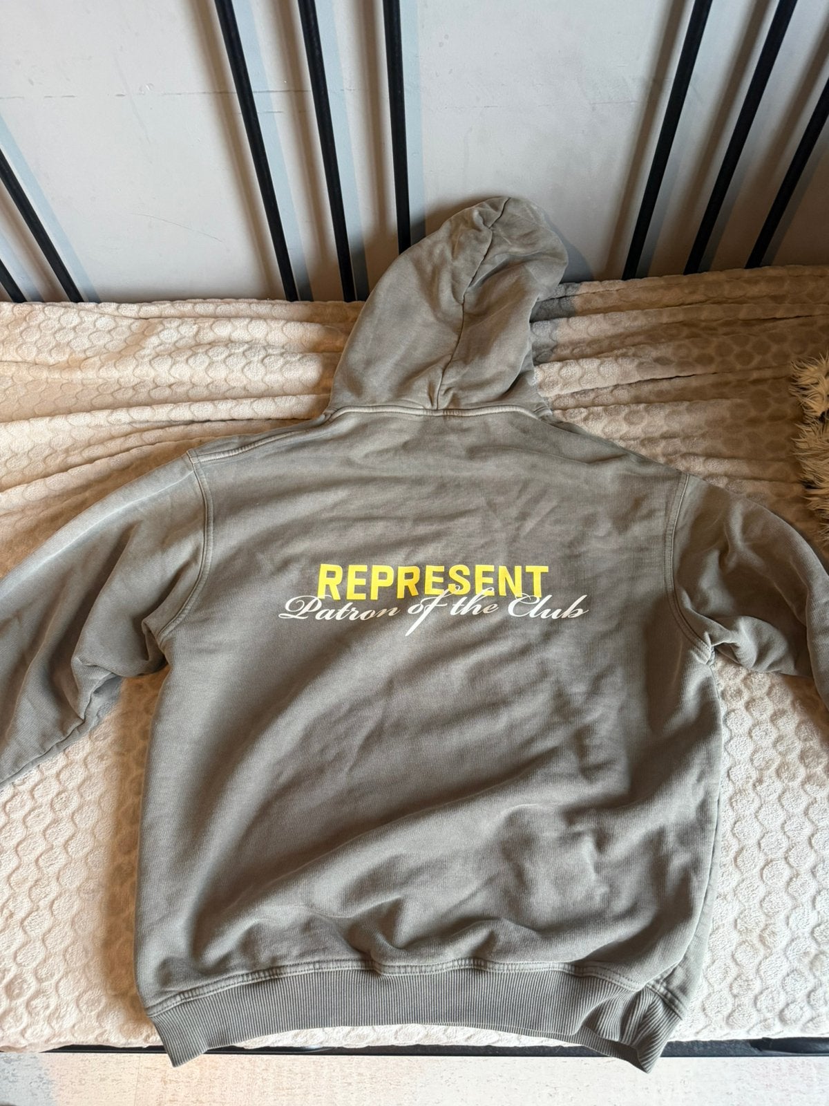 Represent hoodie S, Kleding | Heren, Overige Herenkleding, Ophalen, Gedragen