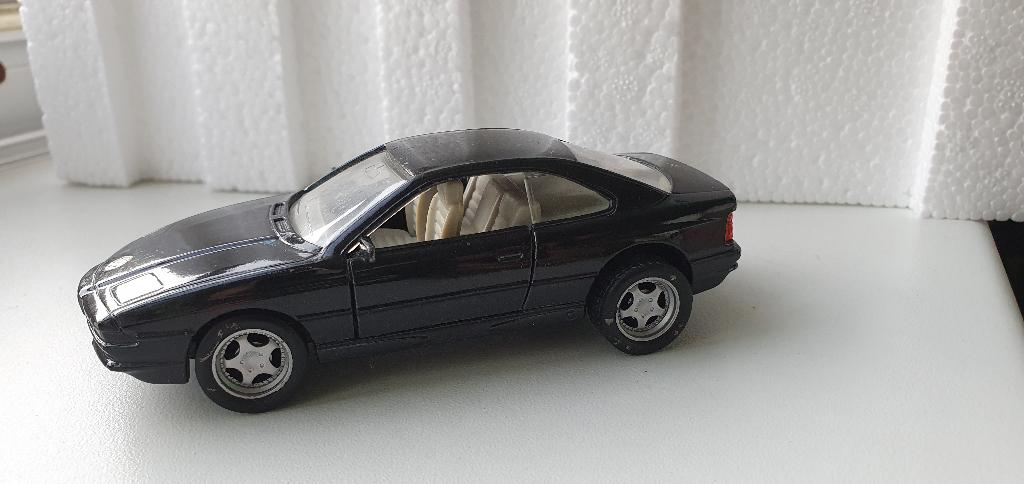 BMW 850 CSI maisto Shell uitgave, Hobby en Vrije tijd, Modelauto's | 1:43, Ophalen of Verzenden, Gebruikt, Auto, Overige merken