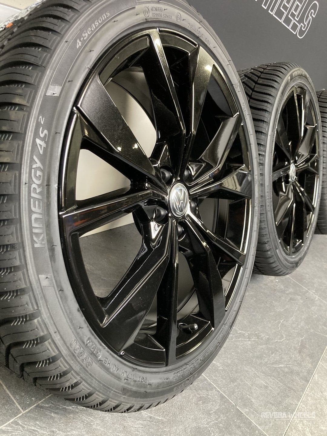 18” originele Volkswagen Polo 2G0 Misano velgen banden 5x100, Auto-onderdelen, 18 inch, -, -, Banden en Velgen