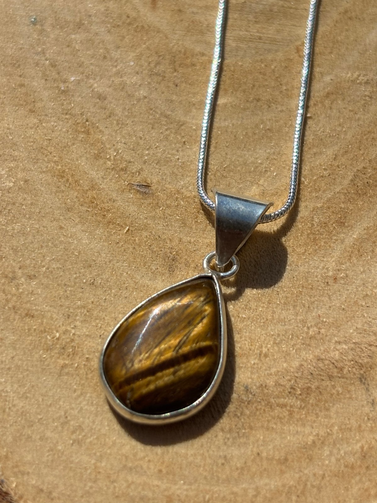 Tijgeroog Edelsteen Ketting 45cm, Sieraden, Tassen en Uiterlijk, Kettingen, Bruin, Nieuw, Ophalen of Verzenden, Steen of Mineraal