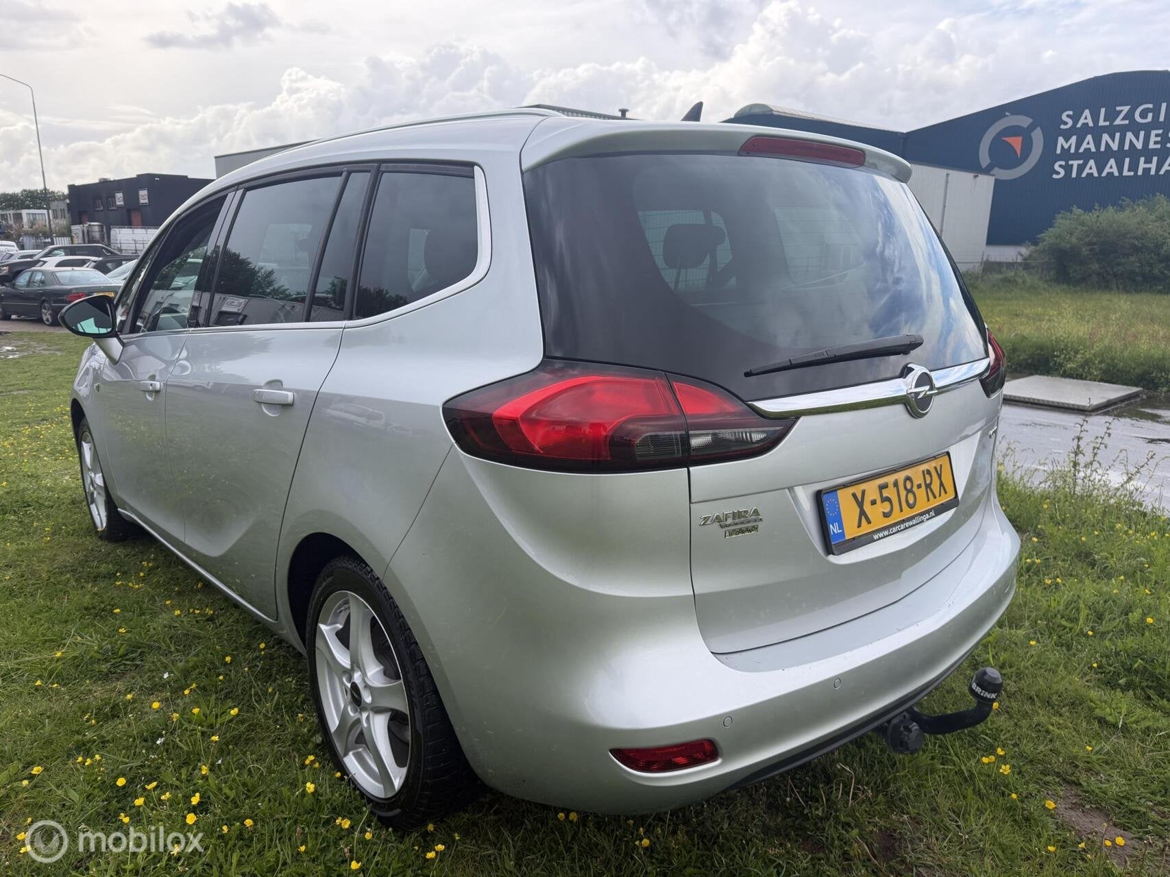 Opel Zafira Tourer 2.0 CDTI Cosmo, Voorwielaandrijving, Euro 5, Xenon verlichting, 4 cilinders
