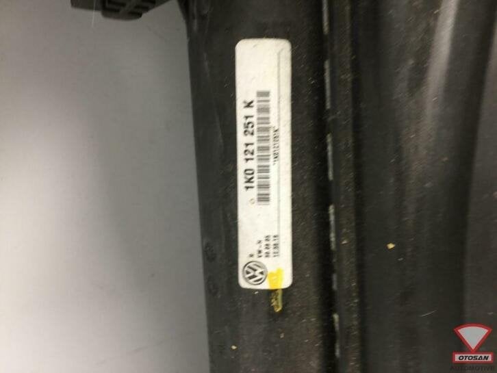 VW Golf 5 GTI Koelerpakket 1K0820411H 1K0121251K, Auto-onderdelen, Gebruikt, Volkswagen, Volkswagen AG, Berliner Ring 2
38440  Wolfsburg, DE