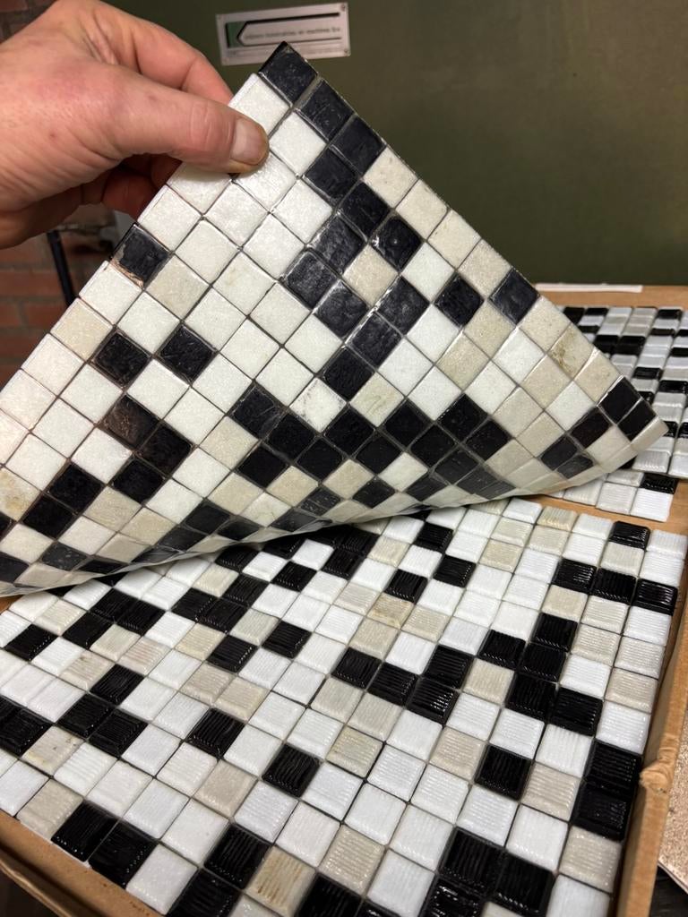 Mozaïek tegels, Ophalen of Verzenden, Zo goed als nieuw, Minder dan 5 m², 20 tot 40 cm