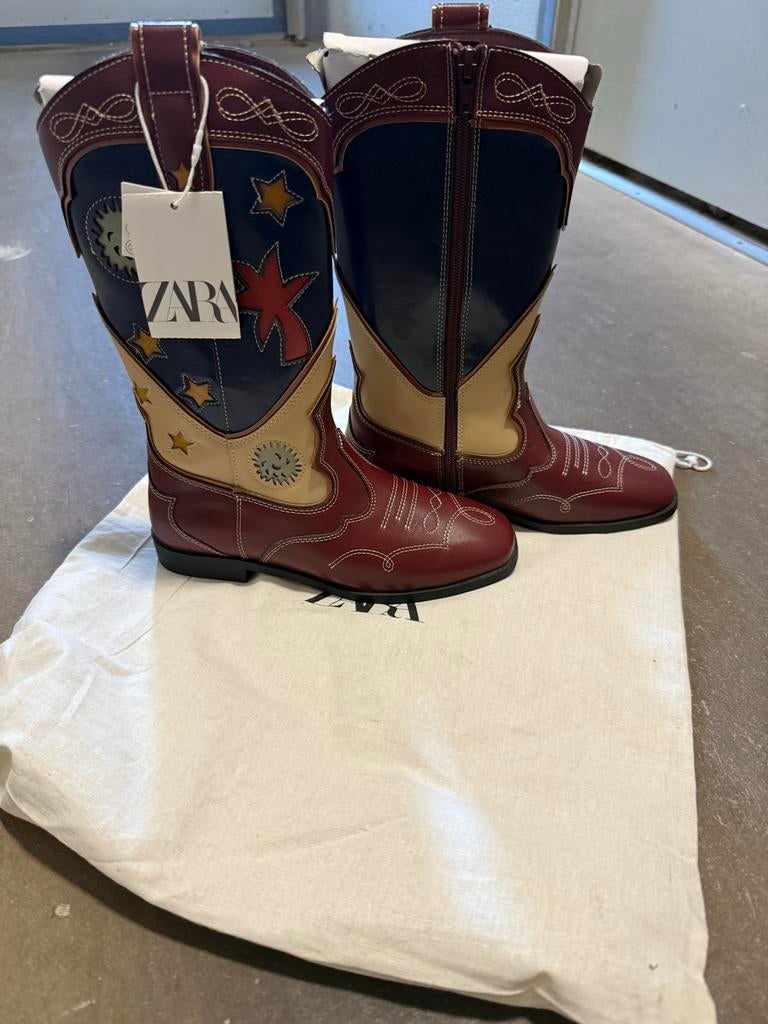 Nieuwe Zara laarzen maat 35, Ophalen of Verzenden, Nieuw, Overige kleuren, Hoge laarzen