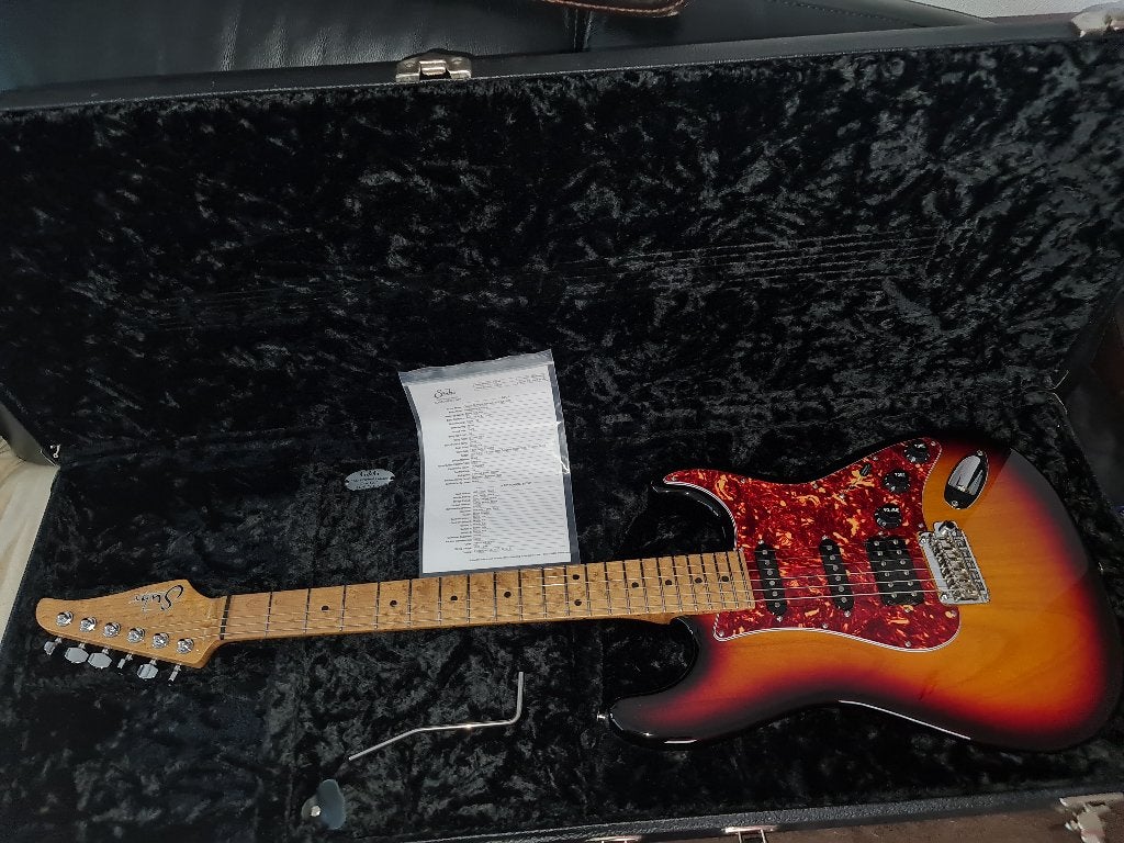 Suhr Classic S ltd Paulownia Trans 3 Tone Burst Nieuw 3 Kilo, Ophalen, Nieuw, Solid body, Overige merken